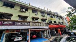 Macpherson Road (D13), Apartment #526624671